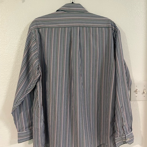 Button Up - Picture 4 of 7